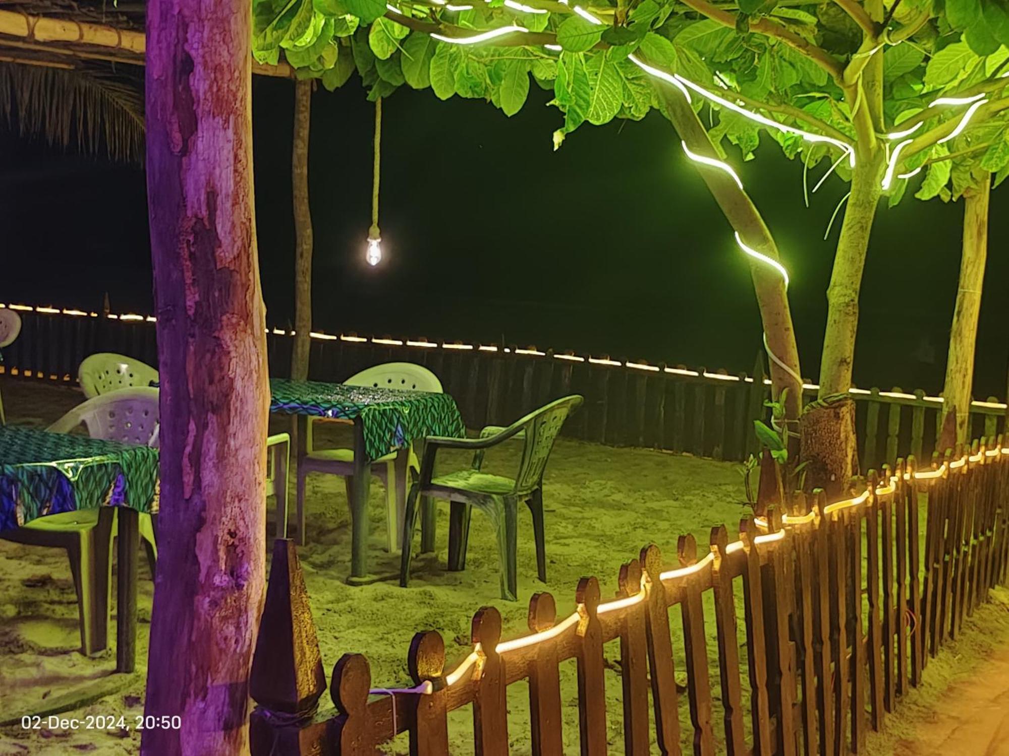 Wave And Restaurant कैम्पिंग की जगह
