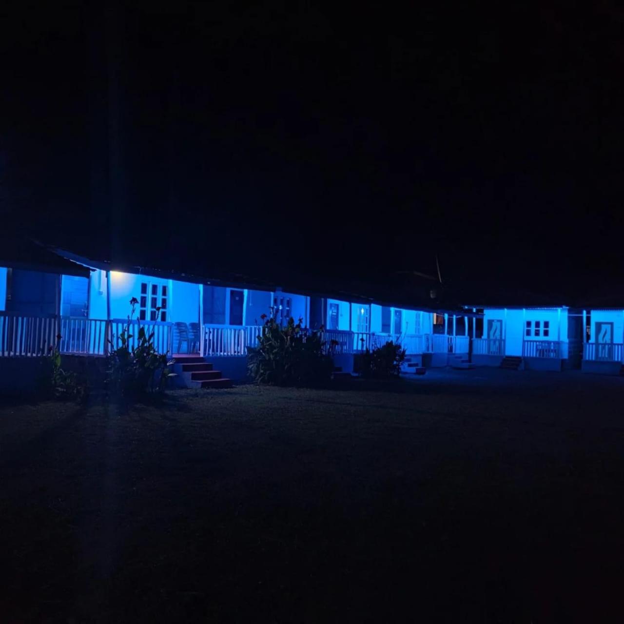 Campsite Wave And Restaurant *